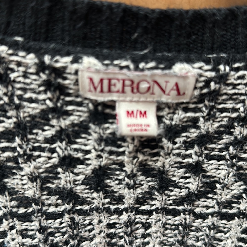 Patterned Cardigan - Picture 2 of 4
